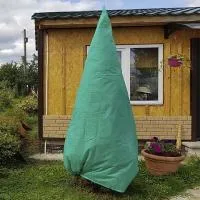 Укрывные чехлы для растений